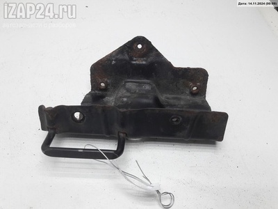 3u0806575b Кронштейн крепления Skoda Superb mk1 (B5) 2006