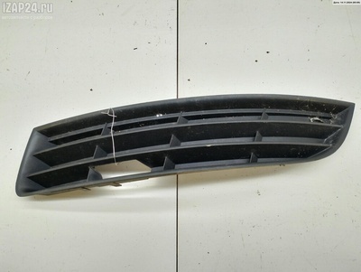 3C0853665 Решетка (заглушка) в бампер Перед. Лев. Volkswagen Passat B6 2006