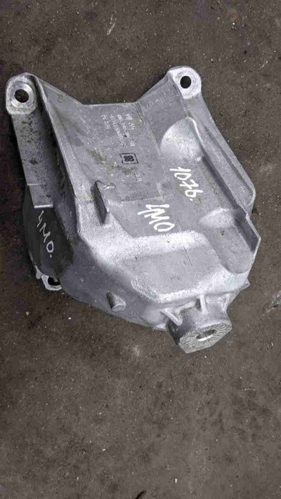 4M0199307BN Кронштейн двигателя Audi A5 II (2016—2020) 2019