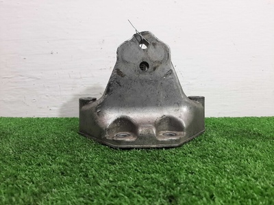 7L0399649E Кронштейн КПП Porsche Cayenne II (958) 2010 - 2014 2011 ,