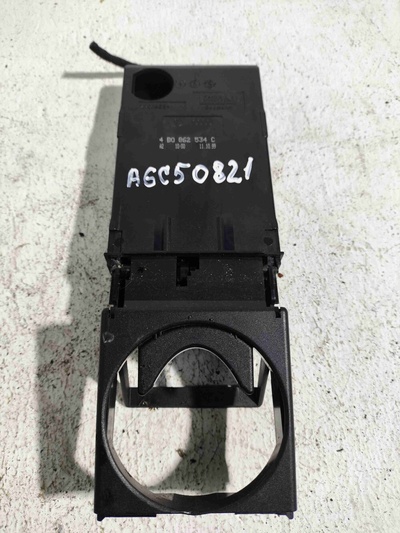 4b0862534c Подстаканник Audi A6 C5(1997-2004) 2002