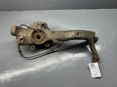 8D0407258AL Ступица передняя правая Audi A4 B5 2000 ,8D0407615E,8D0407258S