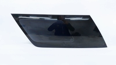 87810R0010 Стекло кузовное глухое Kia Carnival KA4 2021