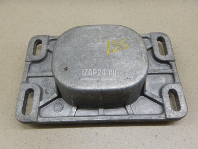 8E0199335K Кронштейн опоры двигателя VAG A4 [B6] (2000 - 2004)