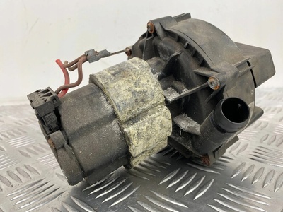 A0001403785 насос воздушный вторичный мерседес w220 5.0 v8