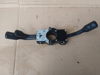 8D0953513 переключатель стеклоочистителя паук под руль audi a4 b5 94 - 01