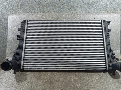3C0145805AD Интеркулер 2.0TDI , 2.0TSI , DELPHI. Volkswagen Tiguan 2009