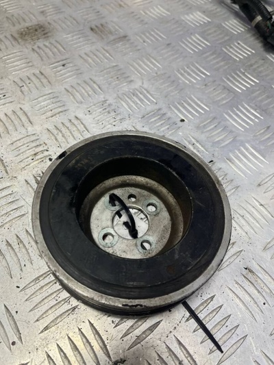 06B105243F Шкив коленвала Audi A4 B6 2005