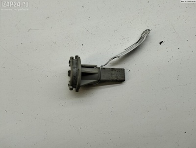 3B9945257C Патрон лампы фонаря Volkswagen Passat B5+ (GP) 2004