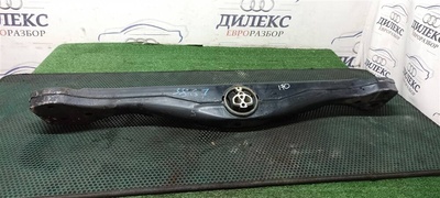 7L0399227B кронштейн акпп VW Touareg 2002-2010 2006