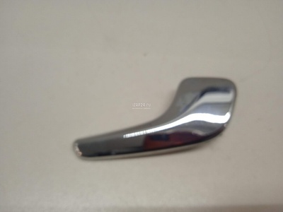 136045 Ручка двери внутренняя правая GM Corsa D (2006 - 2015)