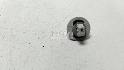 8200449006 Крючок солнцезащитного козырька Renault Clio II/Symbol (1998 - 2008)