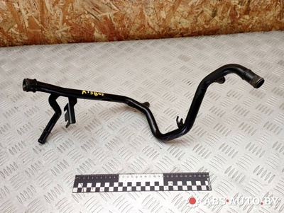 06A121065D Трубка охлаждающей жидкости металлическая SEAT Toledo 2 2004
