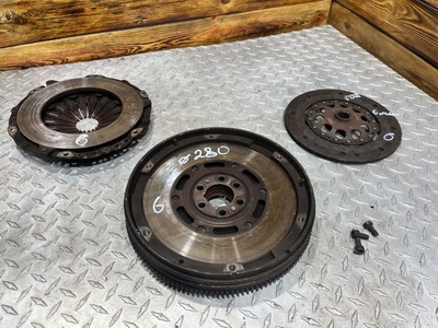 058141031A Комплект сцепления Audi A4 B5 1999