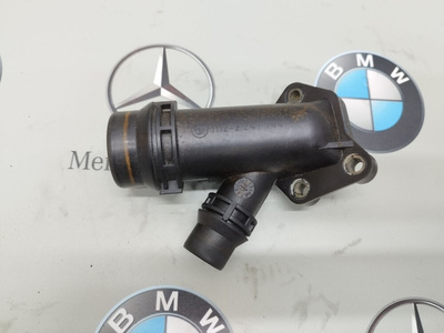 2247744 фланец (тройник) системы охлаждения BMW X5 2005