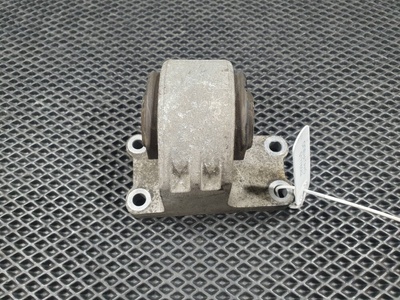 LR091364 Подушка крепления КПП Land Rover Range Rover 4 2015 ,4618099231,3318153211