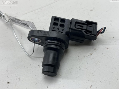 RF7J18230 Датчик положения распредвала Mazda 6 (2002-2007) GG/GY 2006