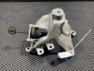 4M0199308AA Кронштейн двигателя Audi A5 F5 2022