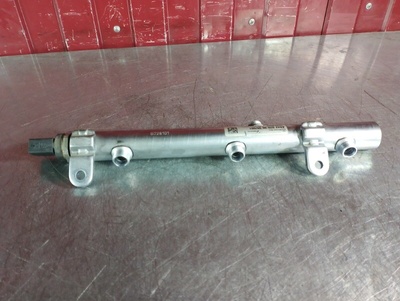 A6420703095 Топливная рампа Mercedes E-class W212 2013 , A0061537828