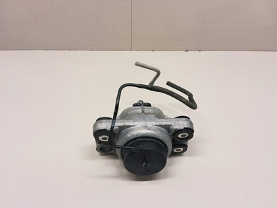 LR057632 Опора двигателя Land Rover Discovery V 2017