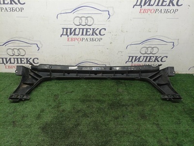7L6807699B направляющая переднего бампера VW Touareg 2002-2010 2006