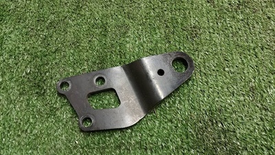 06F103390A кронштейн двигателя VW Passat (B6) 2005-2010