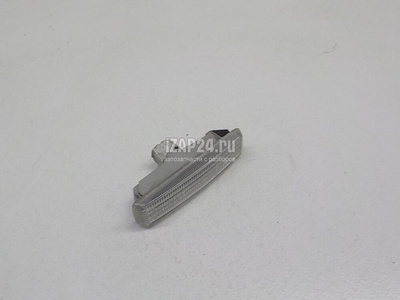 63142496299 Повторитель на крыло белый BMW 5-serie E39 (1995 - 2003)