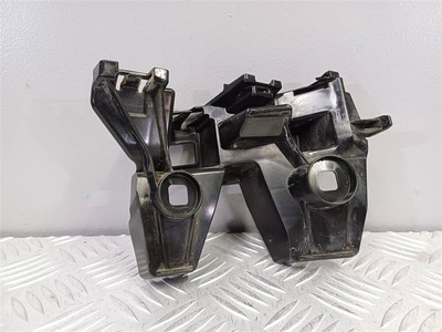 3G9807483 Кронштейн крепления бампера заднего Volkswagen Passat B8 2015