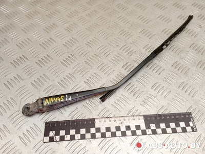 701955707A Щеткодержатель задний Volkswagen Multivan T4 1995