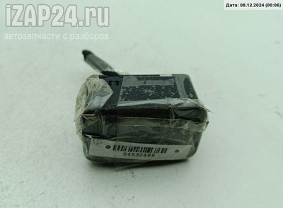 13363202 Кнопка стеклоподъемника переднего левого Opel Combo C 2002