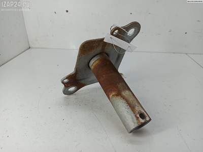 8L0807133A Клык бампера передний левый Audi A3 8L (1996-2003) 1999