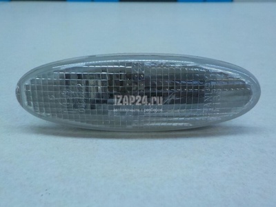 3641054G01 Повторитель на крыло белый Suzuki Liana (2001 - 2007)