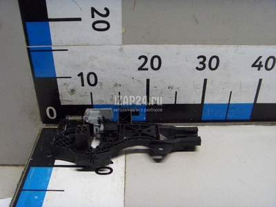 4L0839885H Кронштейн ручки VAG Q7 [4L] (2005 - 2015)