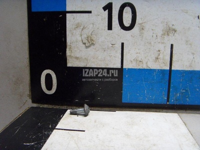 7L0121953 Винт VAG Q7 [4L] (2005 - 2015)