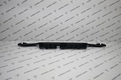LR116213 Кронштейн крепления заднего бампера центральный Land Rover Range Rover 30DDTX L405 2012