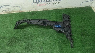 8R0807454C направляющая заднего бампера Audi Q5 2011