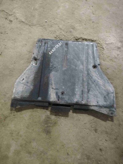 8D0863824 Защита двигателя Audi A4 B5(1994-2001) 2001