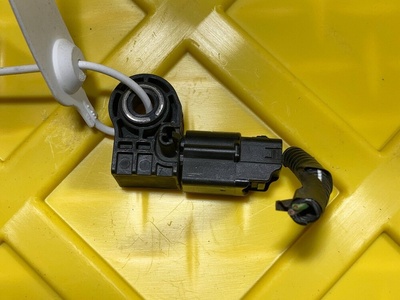 LR043357 Датчик удара Land Rover Evoque 1 поколение 2013 ,LR028853,LR085161,FH2214B006AA,C2Z31970,JDE34425