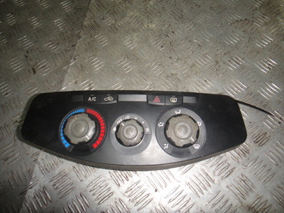 T118112010 Блок управления отопителем Tiggo T11 (06-) б\у (арт. )
