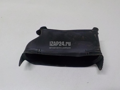 6Q0819159C Воздухозаборник (внутри) VAG A1 (8X) (2010 - 2018)