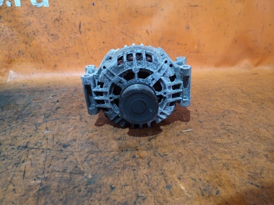 06B903016 Генератор на Audi A4 8EALT ALT Audi