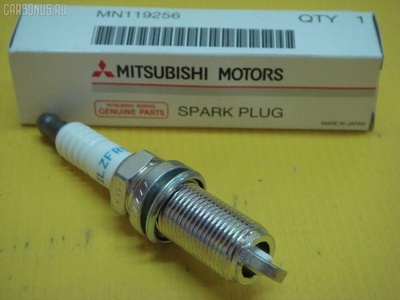 MN119256 Свеча зажигания MMC на Mitsubishi Colt Z2 Mitsubishi