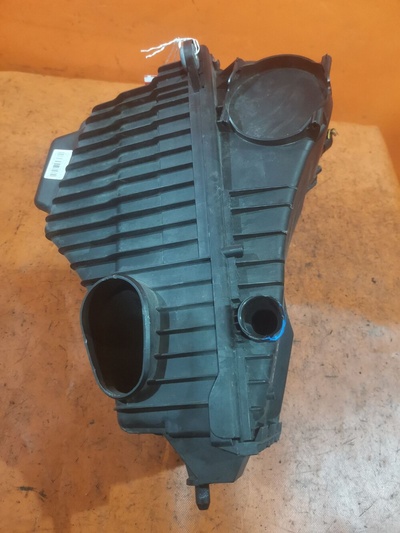 06A906461G Корпус воздушного фильтра WVGZZZ7LZ6D033026 06A906 Volkswagen