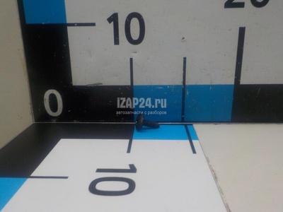 7703008162 Болт Renault Lada Largus 2012