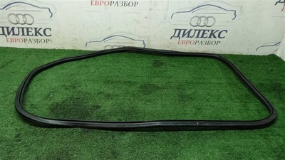 4G9833721A уплотнитель двери Audi A6 [C7 4G] 2012