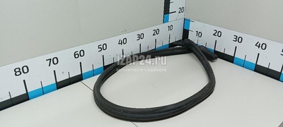 LR034449 Уплотнитель капота Land Rover Range Rover Sport 2013