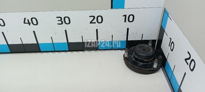 4860960100 Опора переднего амортизатора Toyota 4 Runner 2009