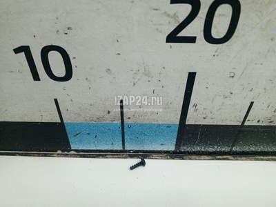 N10415903 Винт VAG Q7 [4M] 2015