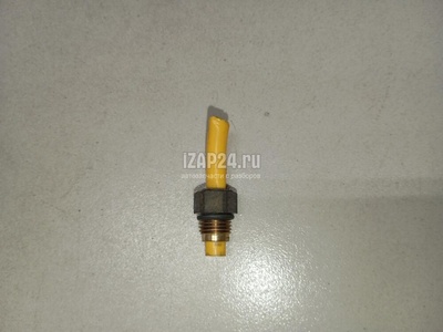 7L0616758 Штуцер VAG Q7 [4M] 2015