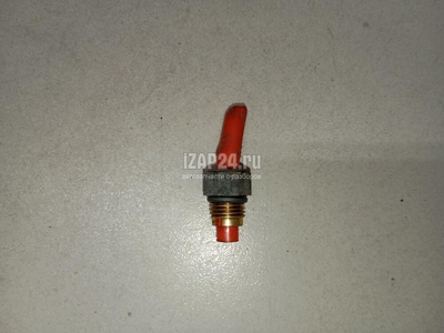 7L0616758 Штуцер VAG Q7 [4M] 2015
